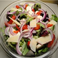 Green Salad With Lemon-Dill Vinaigrette_image
