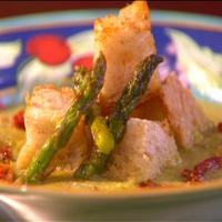Roasted Asparagus Soup with Sun-dried Tomatoes and Parmesan Croutons_image