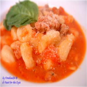 Sardianian Sausage Tomato Sauce & Ciccione (Gnocchi) Recipe_image