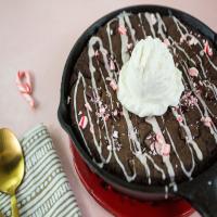 Chocolate-Peppermint Skillet Cookie_image