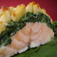 Baked Salmon With Mascarpone Spinach_image