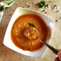 Cold Tomato Cucumber Soup_image