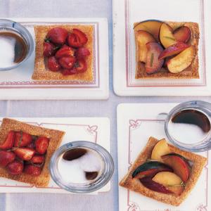 Honeyed Fruit Tartlets_image