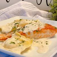 Creamy Tuscan Salmon with Lobster Ravioli_image