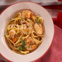 Shrimp Scampi with Bucatini Noodles_image