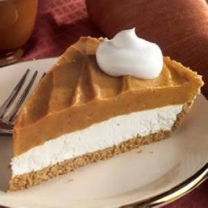 Creamy Two-Layer Pumpkin Pie_image