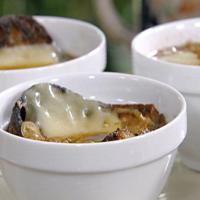 Guinness and Onion Soup with Irish Cheddar Crouton image