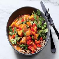 Thai Chicken and Vegetable Curry_image