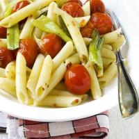 Fresh tomato pasta image
