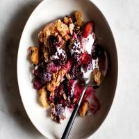 Skillet Berry and Brown Butter Toast Crumble_image