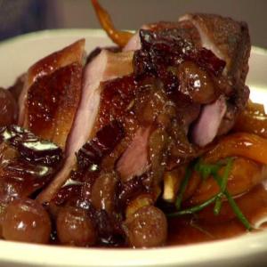 Seared Duck Breast with Grape Sauce_image