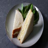 Japanese Egg Salad Sandwich (Tamago Sando)_image
