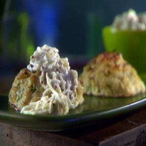 Sunny's Simple Crabcakes with Celery Root Remoulade_image