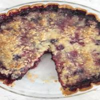 Simple Three Berry Pie with Crumb Topping_image