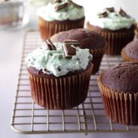 Nana's Chocolate Cupcakes with Mint Frosting_image