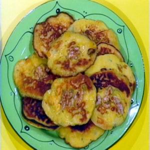 Corn Cakes with Walnuts and Sage_image