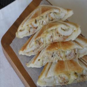 Tuna and Fish Cake Sandwich Toast_image