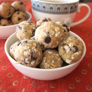 No Bake Chocolate Chip-Oatmeal Cookie Dough Balls Recipe - (4.3/5)_image
