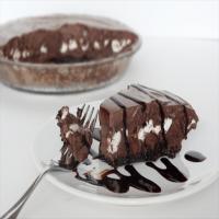 Baileys Hot Chocolate Ice Cream Pie Recipe - (4.4/5)_image