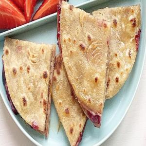 Chapati And Jam Sandwich Recipe by Tasty_image