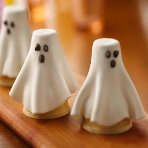 Ghost Cupcake Cones_image