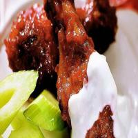 Low-Cal Buffalo Wings with Blue Cheese Dip_image