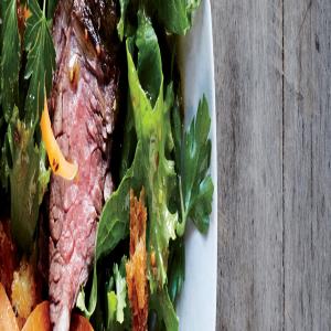 Steak Salad with Caraway Vinaigrette and Rye Croutons_image