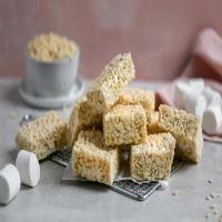 Soft and Chewy Rice Krispies (Crispy) Treats image
