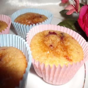 Wonderful Strawberry and Blueberry Muffins (Or Cupcakes) image