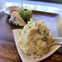 Mashed Potatoes with Blue Cheese_image