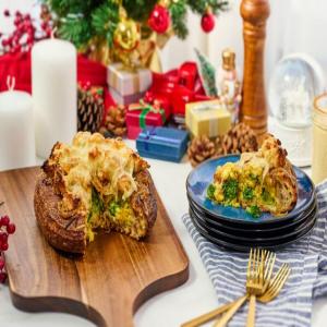 French Onion Breakfast Bread Bowl with Broccoli image