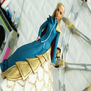 Daenerys Targaryen Doll Cake image