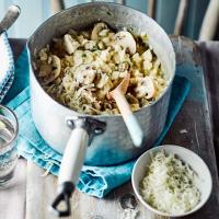 One-pot chicken & mushroom risotto image