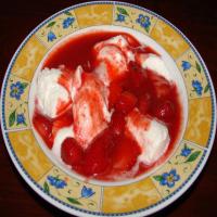 Warm Strawberries in Strawberry Sauce for Ice Cream_image