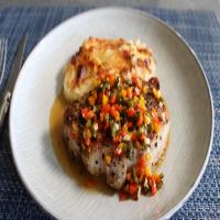 Peppercorn Pork Chops with Warm Pickled Pepper Relish_image