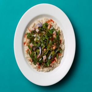 Healthy Collard Greens and Black-Eyed Peas Over Oats image