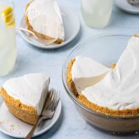 Refreshing Frozen Lemonade Pie Recipe_image