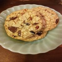 Chocolate Chip Cookies with Cherries and Pecans_image