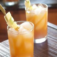 Spiked Apple Cider Cocktails image