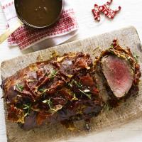 Beef fillet with horseradish & prosciutto_image