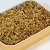 Stuffing with Ritz Crackers, Apples, Walnuts & Mushrooms Recipe - (3.7/5)_image