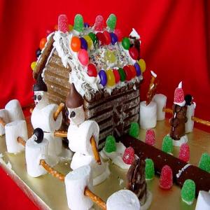 Gingerbread Party House_image