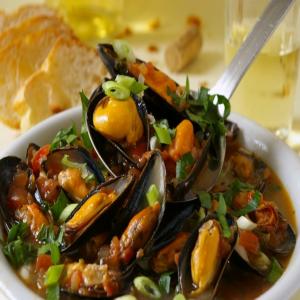 Beach House Mussels_image