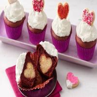 Surprise-Inside Valentine's Cupcakes_image