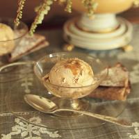 Chestnut Espresso Caramel-Swirl Ice Cream_image