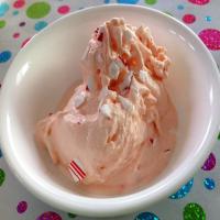 Peppermint Ice Cream (With Peppermint Pieces)_image