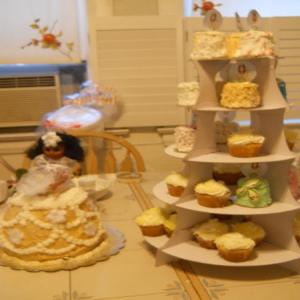 princess or bride doll cake image