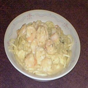 Garlic Shrimp with Noodles image