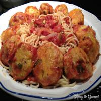 Chicken Meatballs with Red Sauce and Spaghetti Recipe - (4.8/5)_image