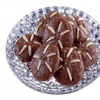 Chocolate Amaretti Cookies_image
